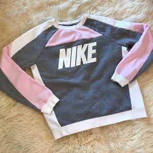 Nike crew neck sweatshirt size M